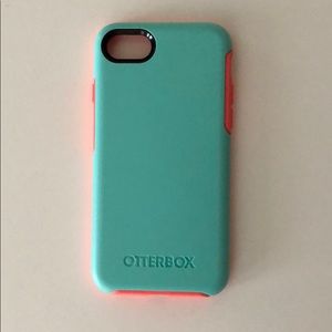 iPhone 7 Symmetry OtterBox Case